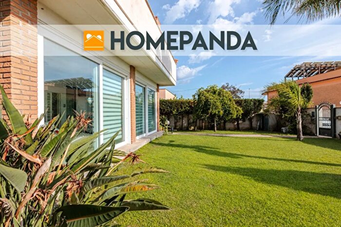 Casa quadrilocale in vendita in Via Beato Padre Pio, Nettuno