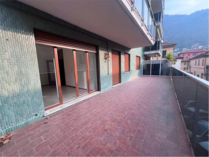 Appartamento bilocale in affitto in Valduce Crispi, Como