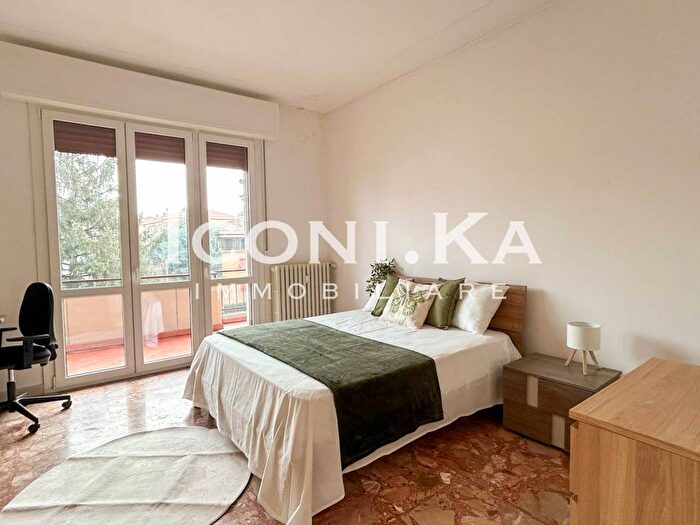 Appartamento quadrilocale in affitto in Via Edward Jenner, Ospedale Volturno, Parma