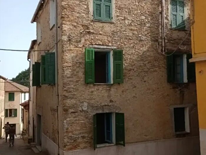 Casa con 8 locali in vendita in Vico alla Noce, Borghetto DArroscia