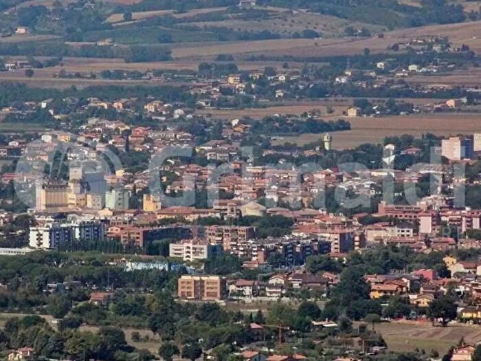 Appartamento quadrilocale in vendita in Via XXV Aprile, Bastia Umbra