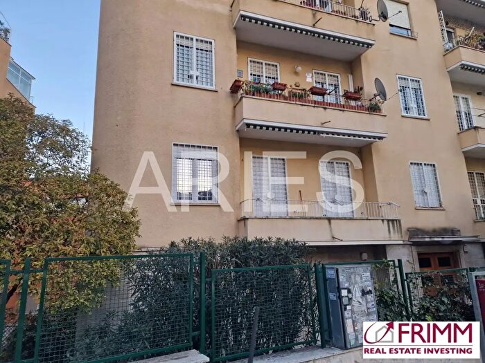 Appartamento bilocale in vendita in Via Teodoro Monticelli, Roma