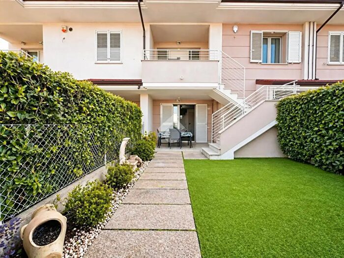 Appartamento trilocale in vendita in Via dei Girasoli, Gatteo