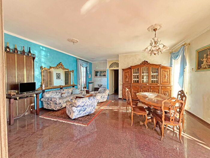 Appartamento con 5 locali in vendita in Via Maestra di Baudenasca, Pinerolo