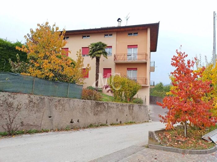 Casa con 5 locali in vendita in Via Don Pio Zadra, Ville dAnaunia