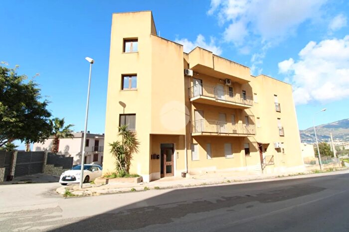 Appartamento quadrilocale in vendita in Via Acquabona, Paceco