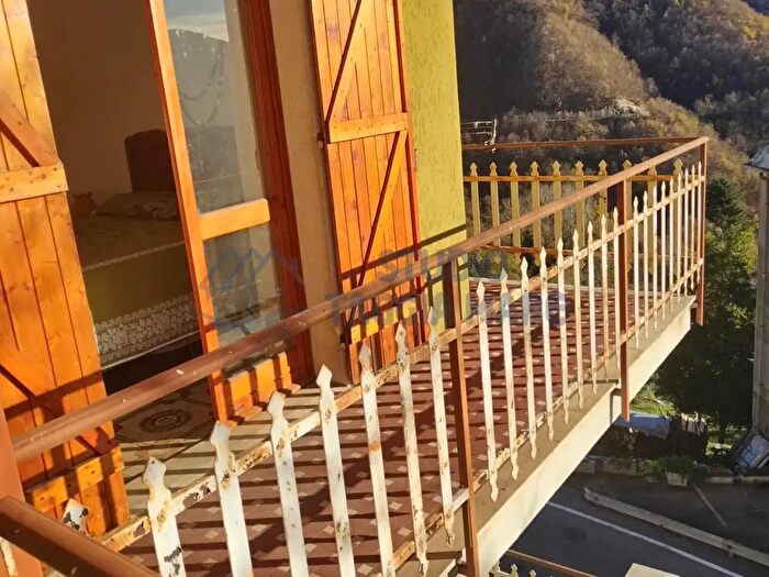 Appartamento trilocale in vendita in Sp, Mendatica