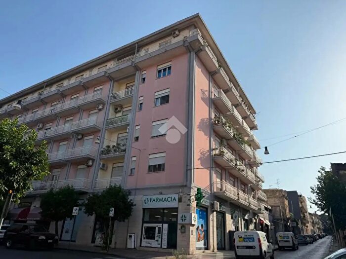 Appartamento bilocale in vendita in Via Roma, Riposto