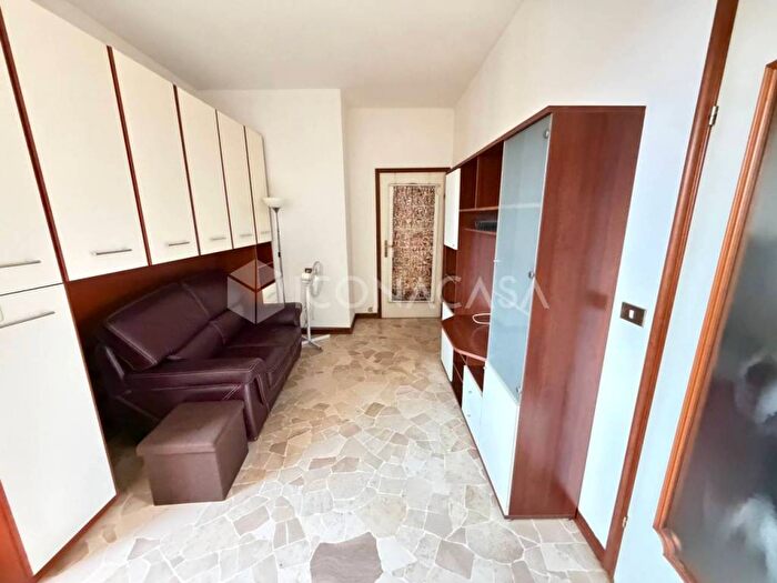 Appartamento bilocale in affitto in Via Sebastiano Serlio, Corvetto, Milano