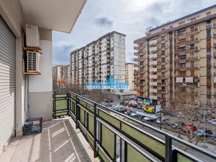 Appartamento con 5 locali in affitto in Viale Strasburgo, Palermo