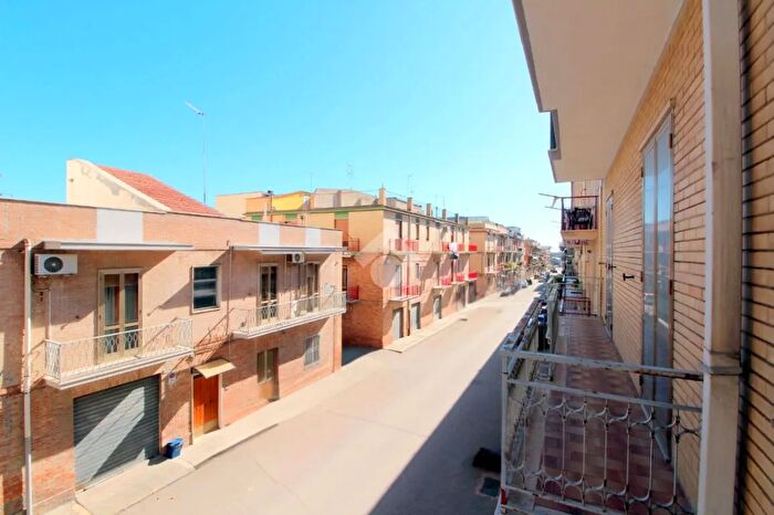 Casa quadrilocale in vendita in Via Nicola Bresciani, Lucera