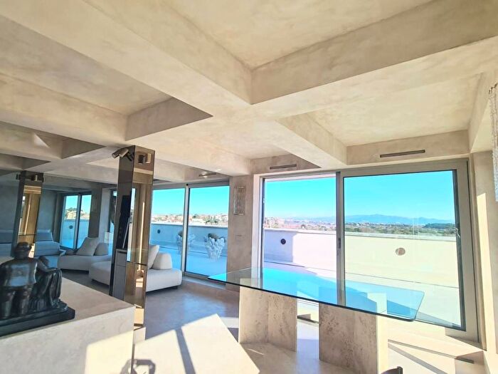 Casa quadrilocale in affitto in Via Guido Reni, Flaminio, Roma