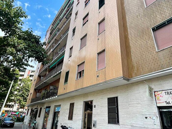 Appartamento bilocale in affitto in Piazza Schiavone, Bovisa, Milano