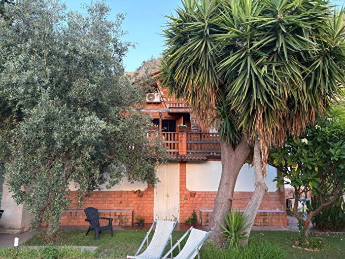 Casa trilocale in affitto in VIA BARRESI, Belmonte Chiavelli, Palermo