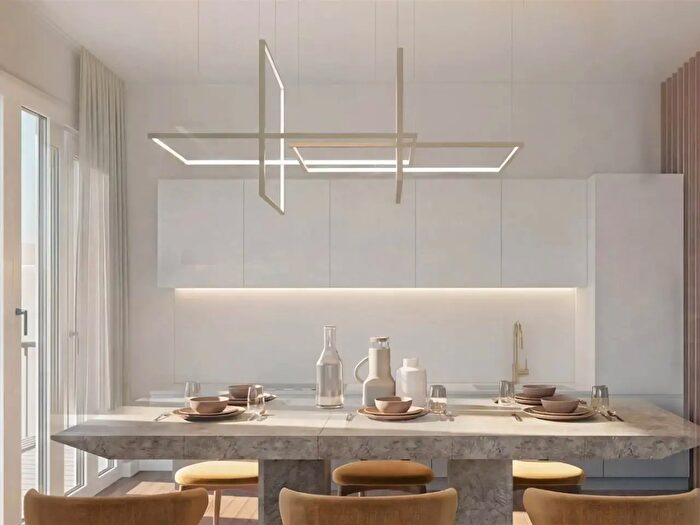 Appartamento con 5 locali in vendita in Firenze