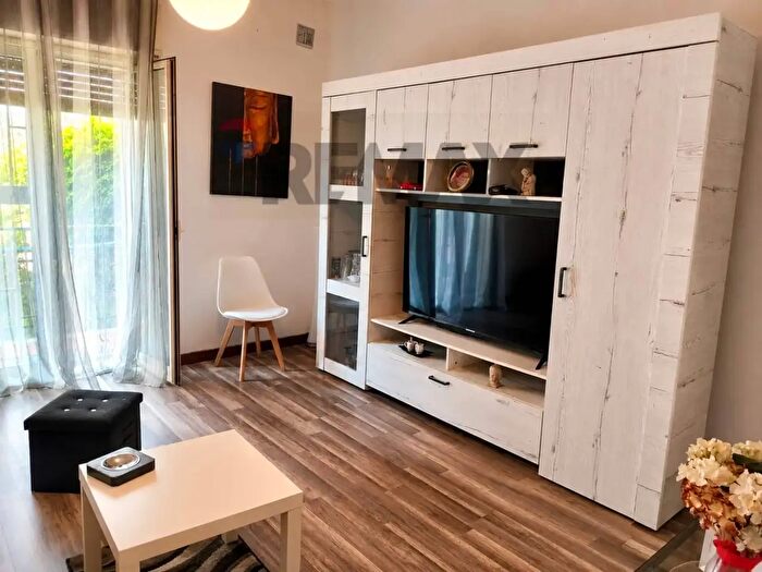 Appartamento con 5 locali in vendita in Via Mariannina Coffa Caruso, Catania