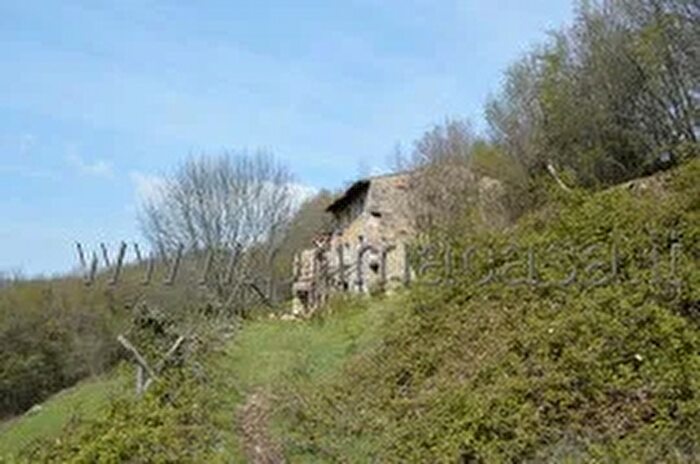 Casa con 10 locali in vendita in Via Tottari, Badia Calavena