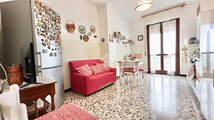 Appartamento trilocale in vendita in Via Giuseppe Verdi, Novi Ligure