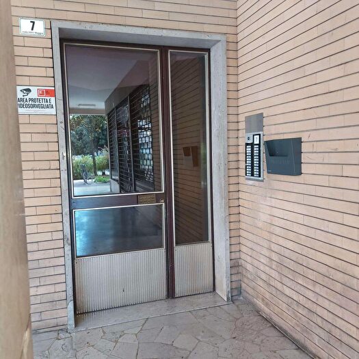 Appartamento bilocale in vendita in Viale XXIV Maggio, Gorizia