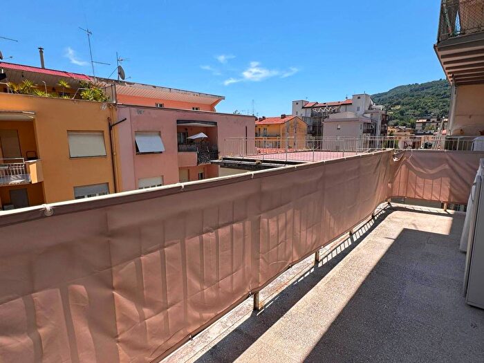Appartamento trilocale in affitto in Viale Guglielmo Marconi, Ascoli Piceno