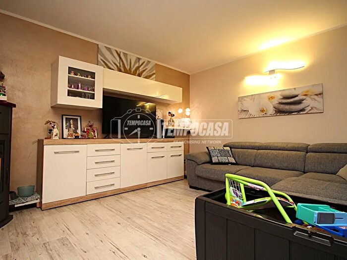 Appartamento con 5 locali in vendita in Regione Cossan, Aosta