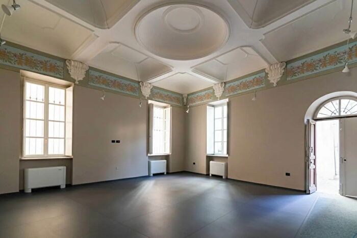 Casa con 18 locali in vendita in Via S Marzano, Costigliole DAsti