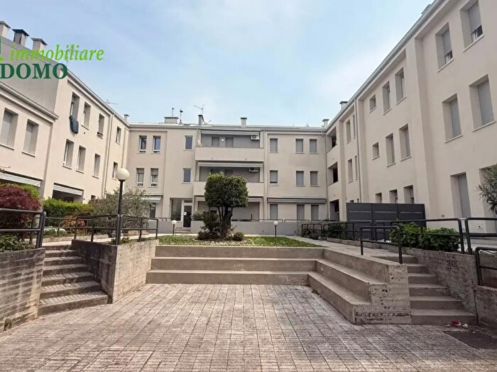 Appartamento quadrilocale in vendita in San Vito Di Leguzzano