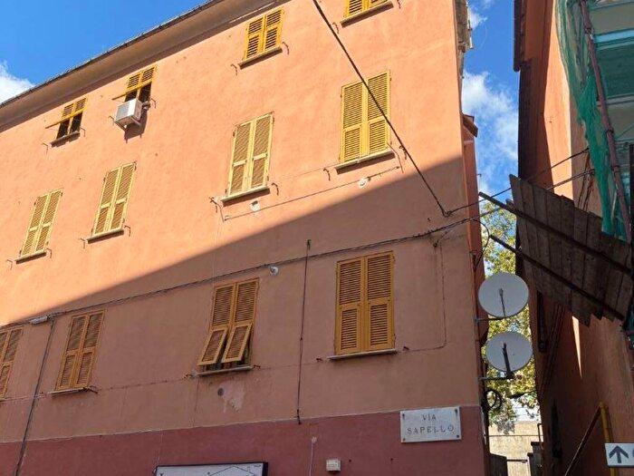 Appartamento trilocale in vendita in Pra', Genova