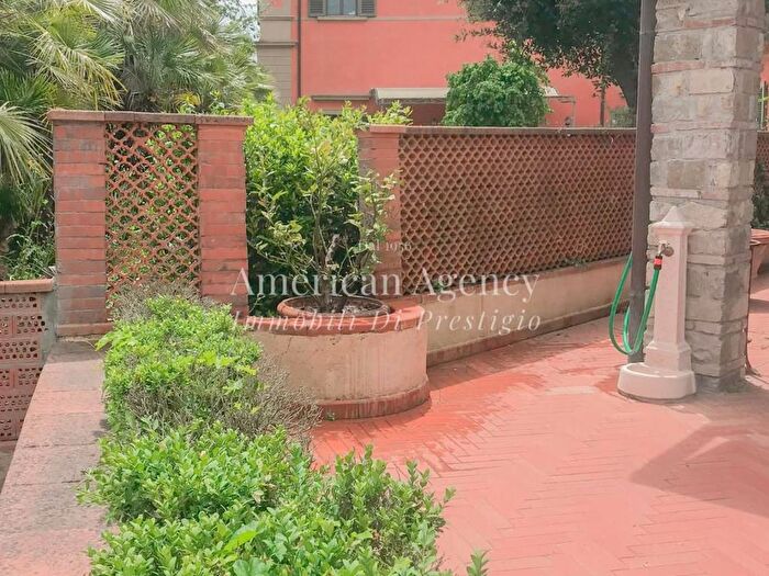 Casa con 5 locali in affitto in Via Vecchia di Pozzolatico, Galluzzo, Firenze