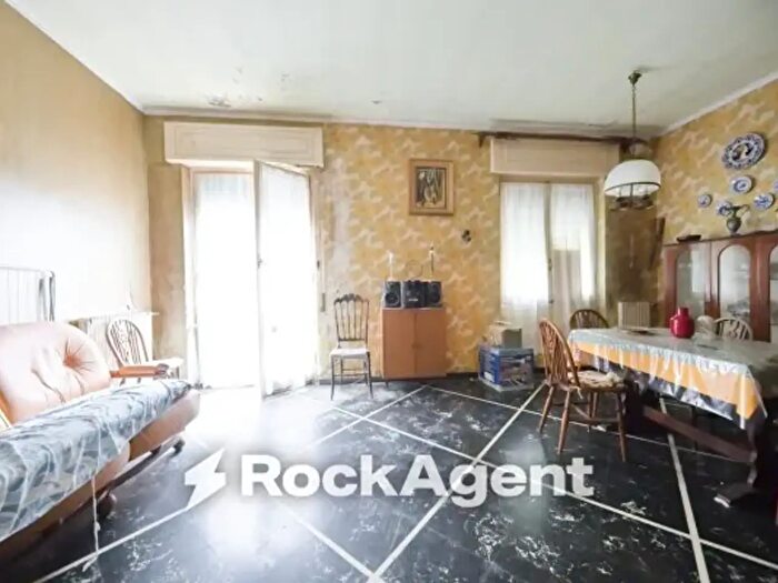 Appartamento trilocale in vendita in Salita Sella, Genova