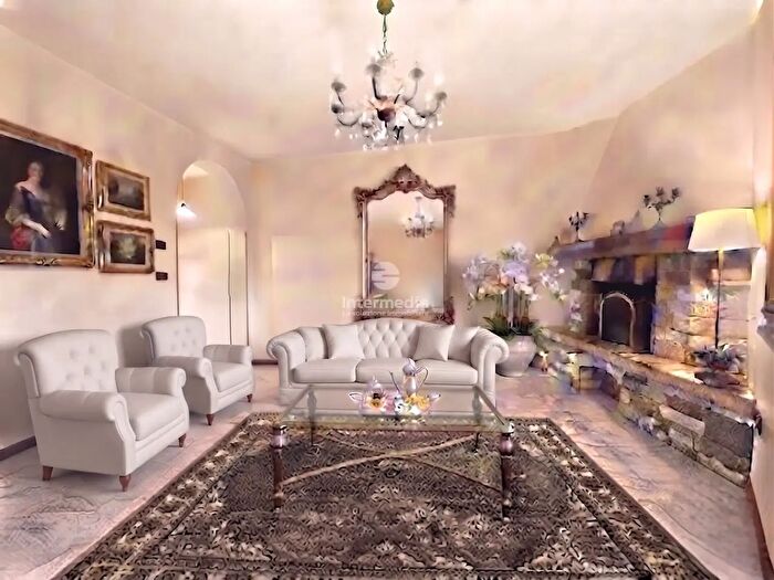 Casa con 7 locali in vendita in Via Zanardelli, Nave
