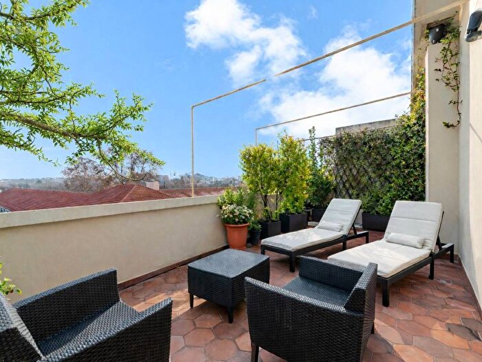 Appartamento trilocale in affitto in Via Emilio Morosini, Montenero, Milano