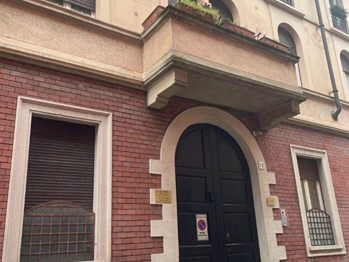 Appartamento trilocale in affitto in Via Luigi Cingia, Centro Storico, Lodi