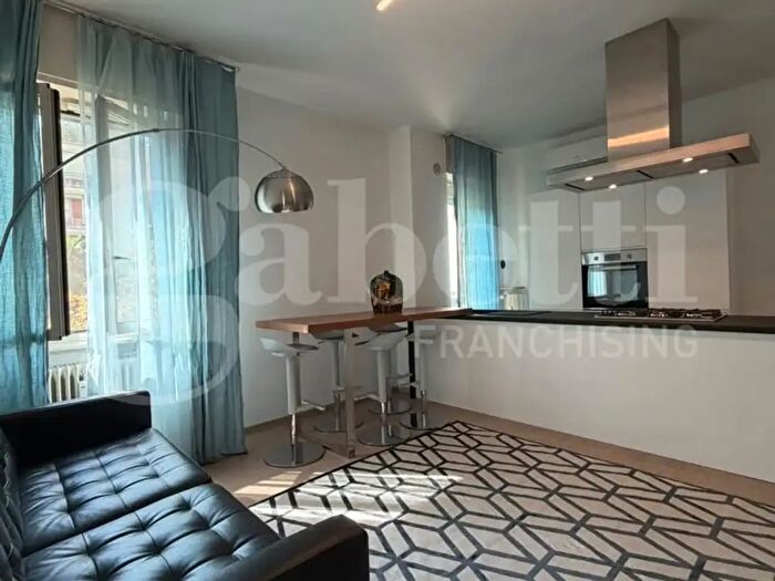 Appartamento trilocale in affitto in Via Nicola Palmieri a, Milano