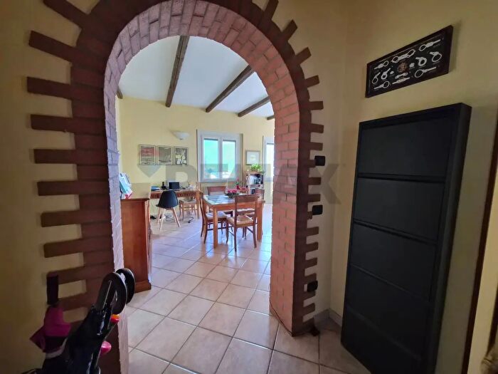 Appartamento trilocale in vendita in Via Vittorio Emanuele II, Cernobbio