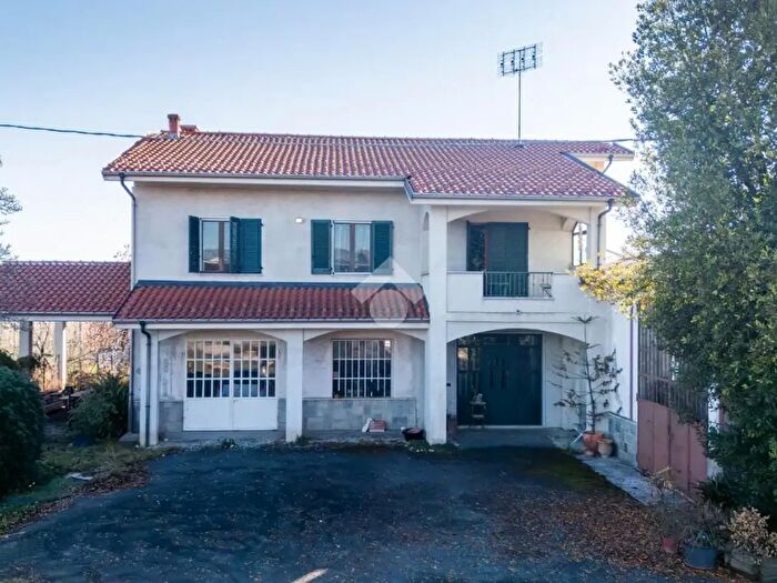 Casa con 5 locali in vendita in Via Savigliano, Costigliole Saluzzo