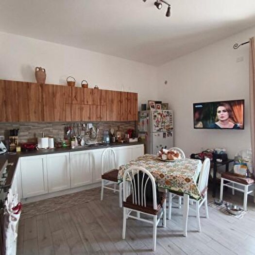 Appartamento trilocale in vendita in Via Europa, Siracusa