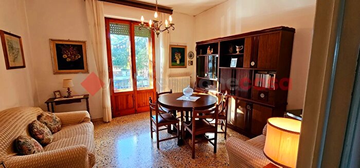 Appartamento quadrilocale in vendita in Viale Mazzini, Sovicille