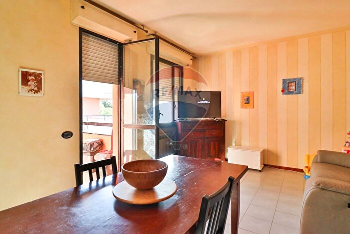 Appartamento trilocale in vendita in Piazza Repubblica, SantIlario DEnza