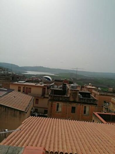 Casa con 6 locali in vendita in Sambuca Di Sicilia