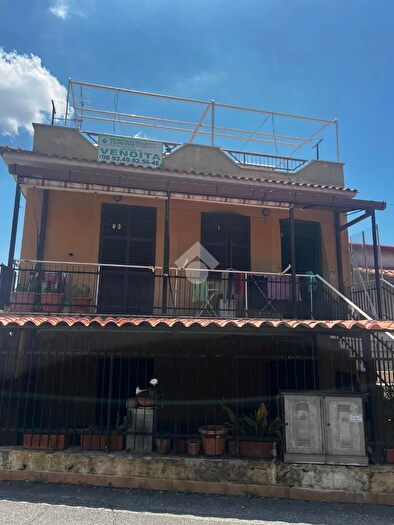 Appartamento trilocale in vendita in Via Tor Paluzzi, Albano Laziale