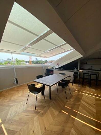 Casa con 5 locali in affitto in Viale Antonio Gramsci, Centro, Riccione