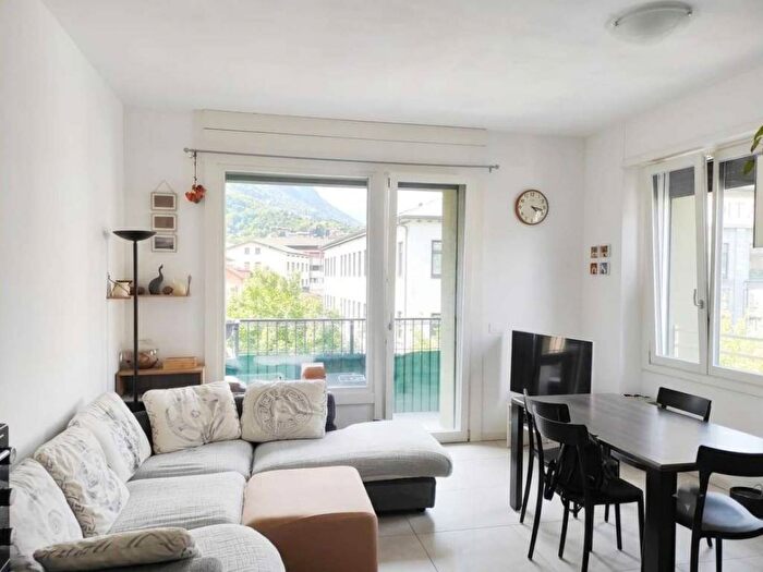 Appartamento trilocale in affitto in via Adda, Centro, Sondrio
