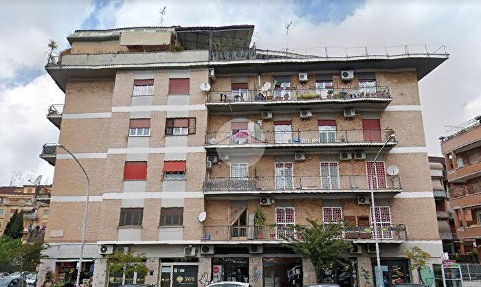 Appartamento bilocale in affitto in Via Cipriano Facchinetti, Casal Bruciato, Roma