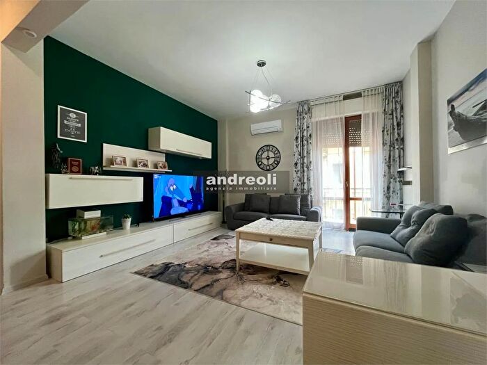 Appartamento quadrilocale in vendita in Jesi