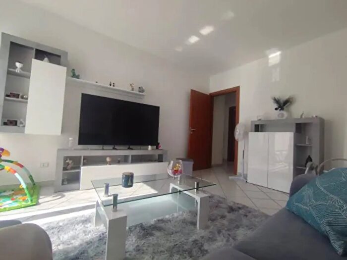 Appartamento trilocale in affitto in Via Duca d'Aosta, Verres