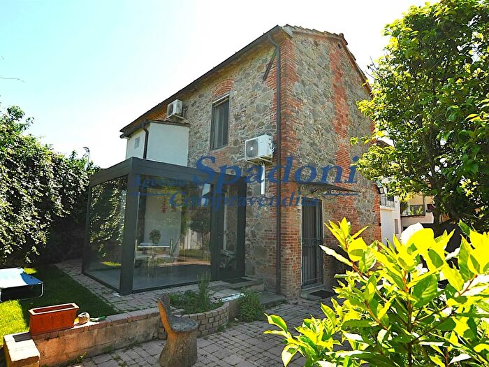 Casa con 5 locali in vendita in Ponte Buggianese