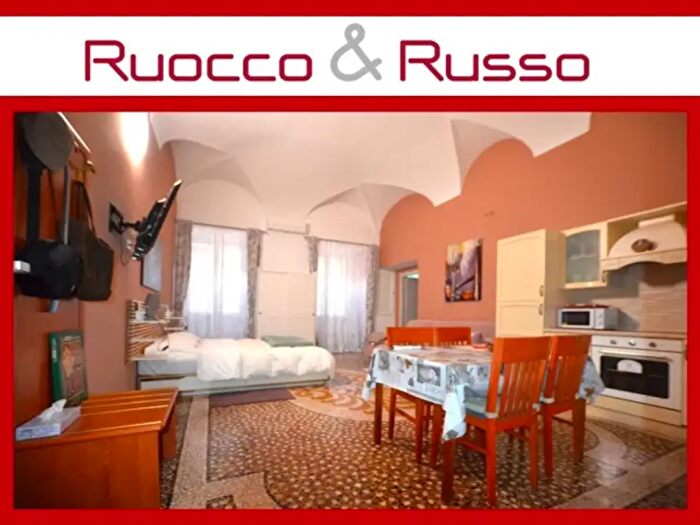 Appartamento con 6 locali in vendita in Via di Mascherona, Genova