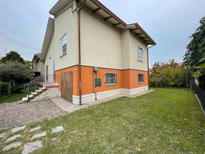 Casa quadrilocale in affitto in Centro, Fusignano