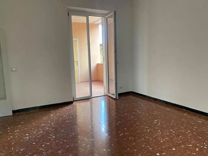 Appartamento trilocale in affitto in Via delle Ortensie, Roma